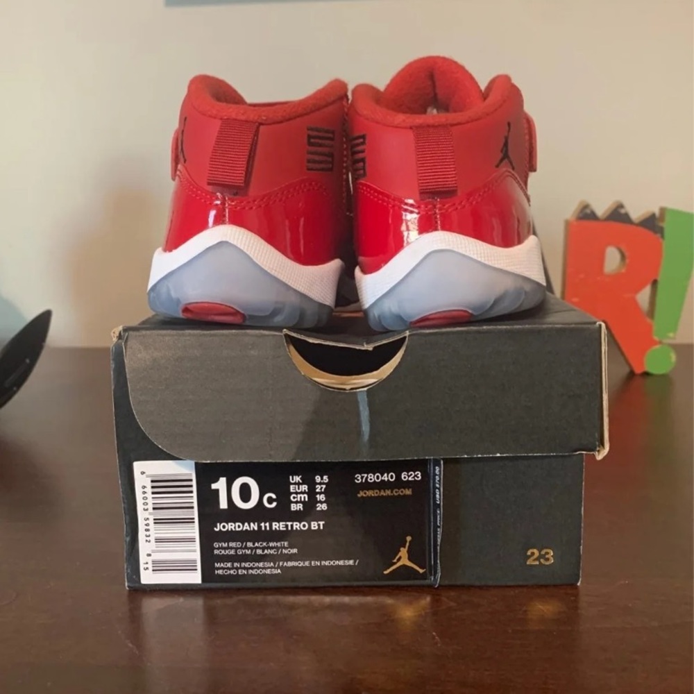 Jordan 11 retro size 10C